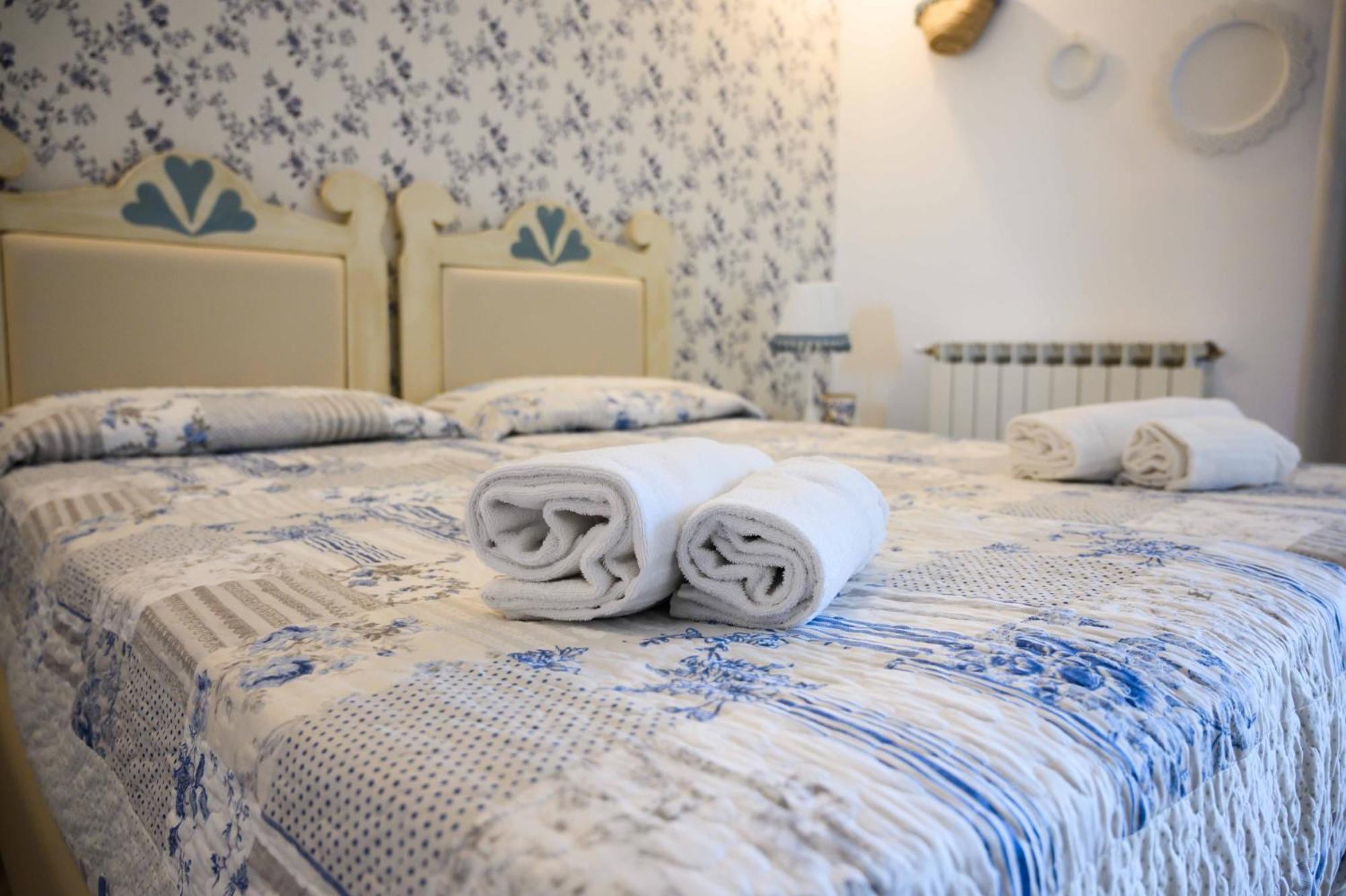 Etna Casa Del Sole Bed and Breakfast Nicolosi Εξωτερικό φωτογραφία
